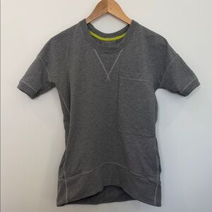 Lululemon Athletica Women’s Short Sleeve Sweatshirt – Gray – Est. Size 6